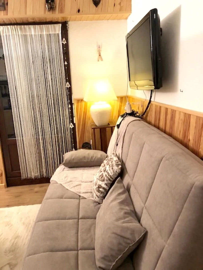 Studio in Saint-étienne-de-tinée, With Wonderful Mountain View and Terrace - 600 m From the Slopes