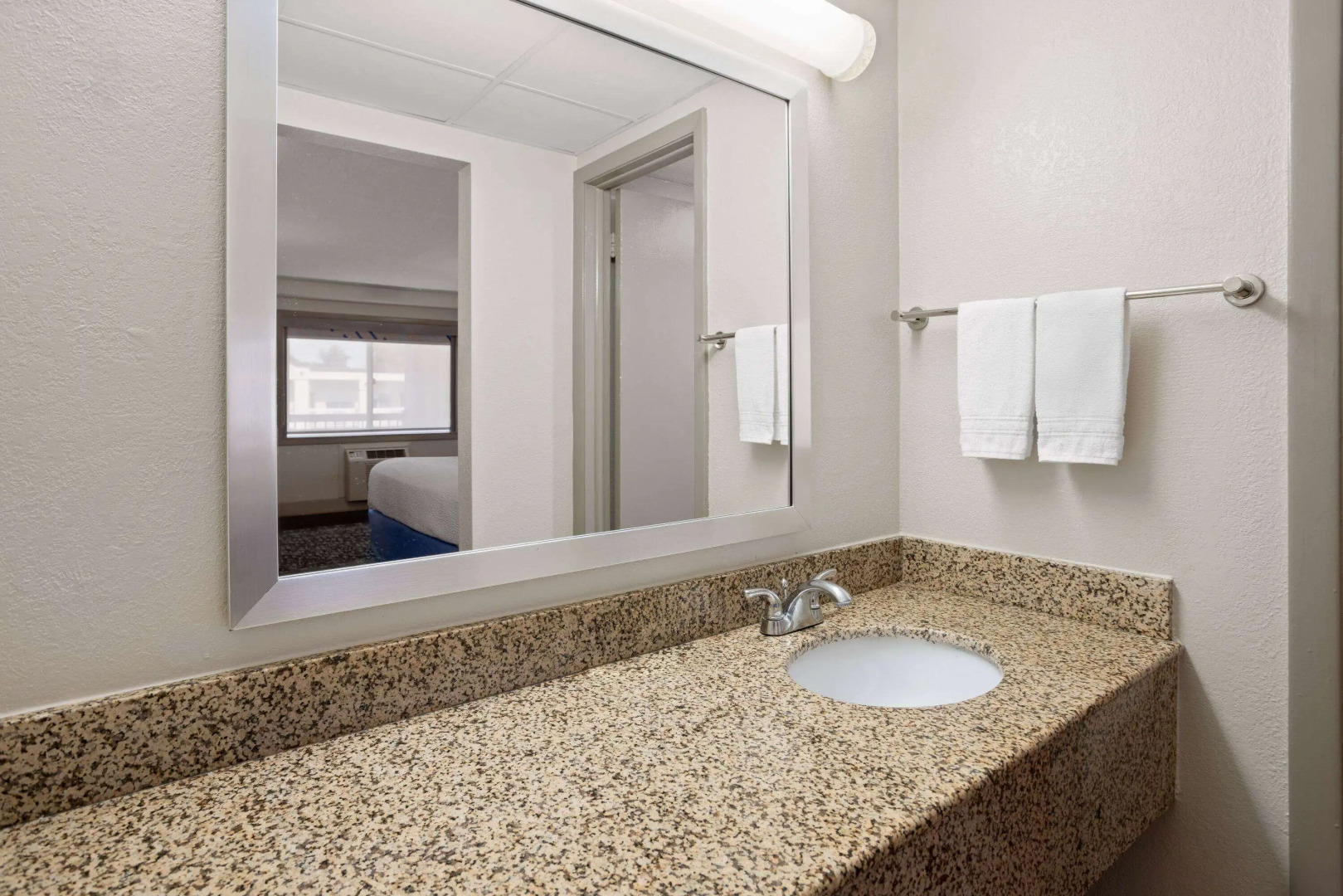 Days Inn by Wyndham Tonawanda/Buffalo