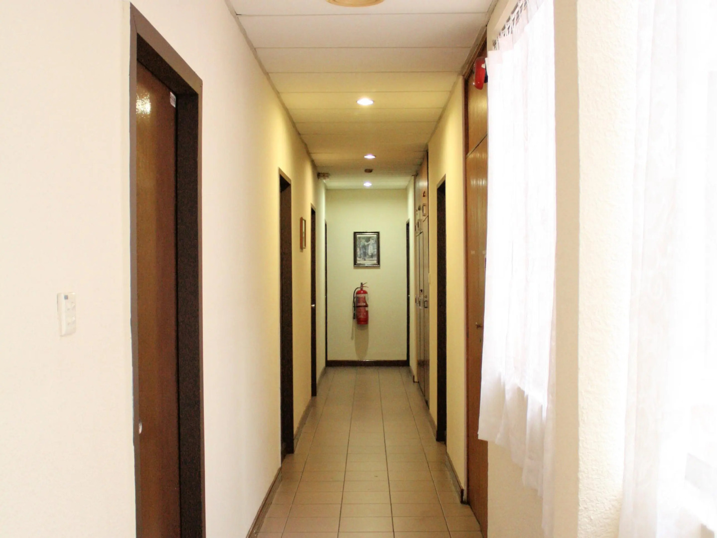 Victoria Hotel and Hostel