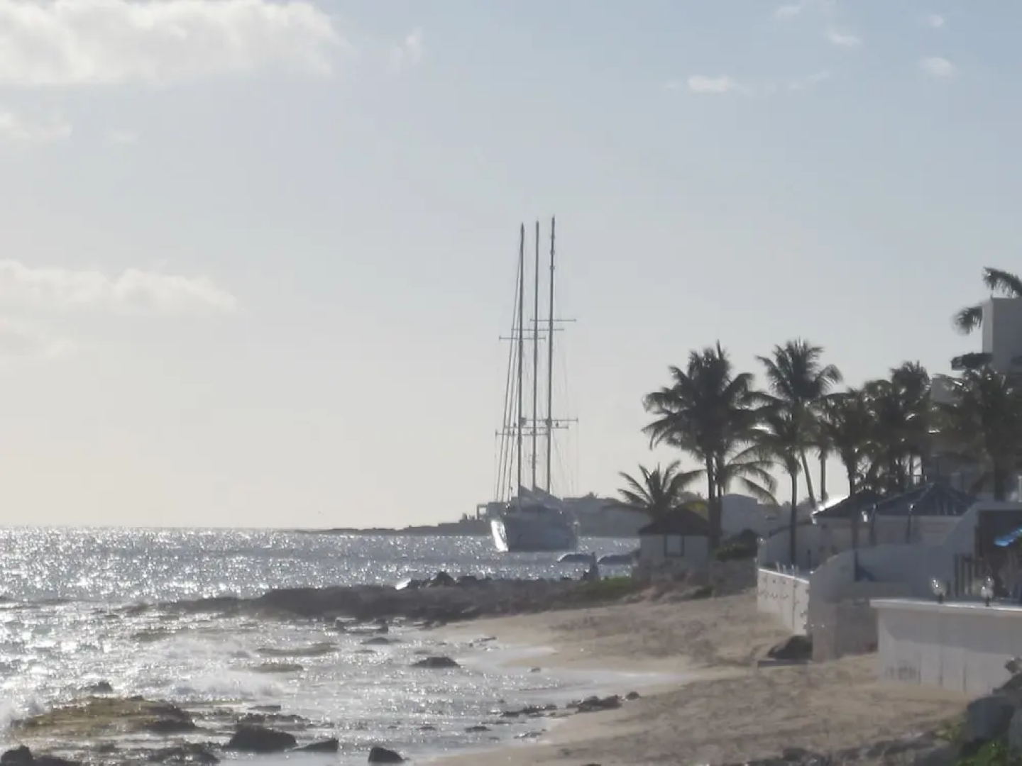 Carisma on the beach