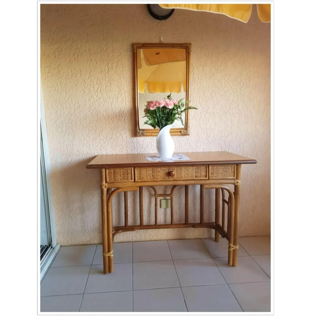 Apartment With one Bedroom in Gassin, With Wonderful sea View, Shared Pool and Furnished Balcony - 100 m From the Beach