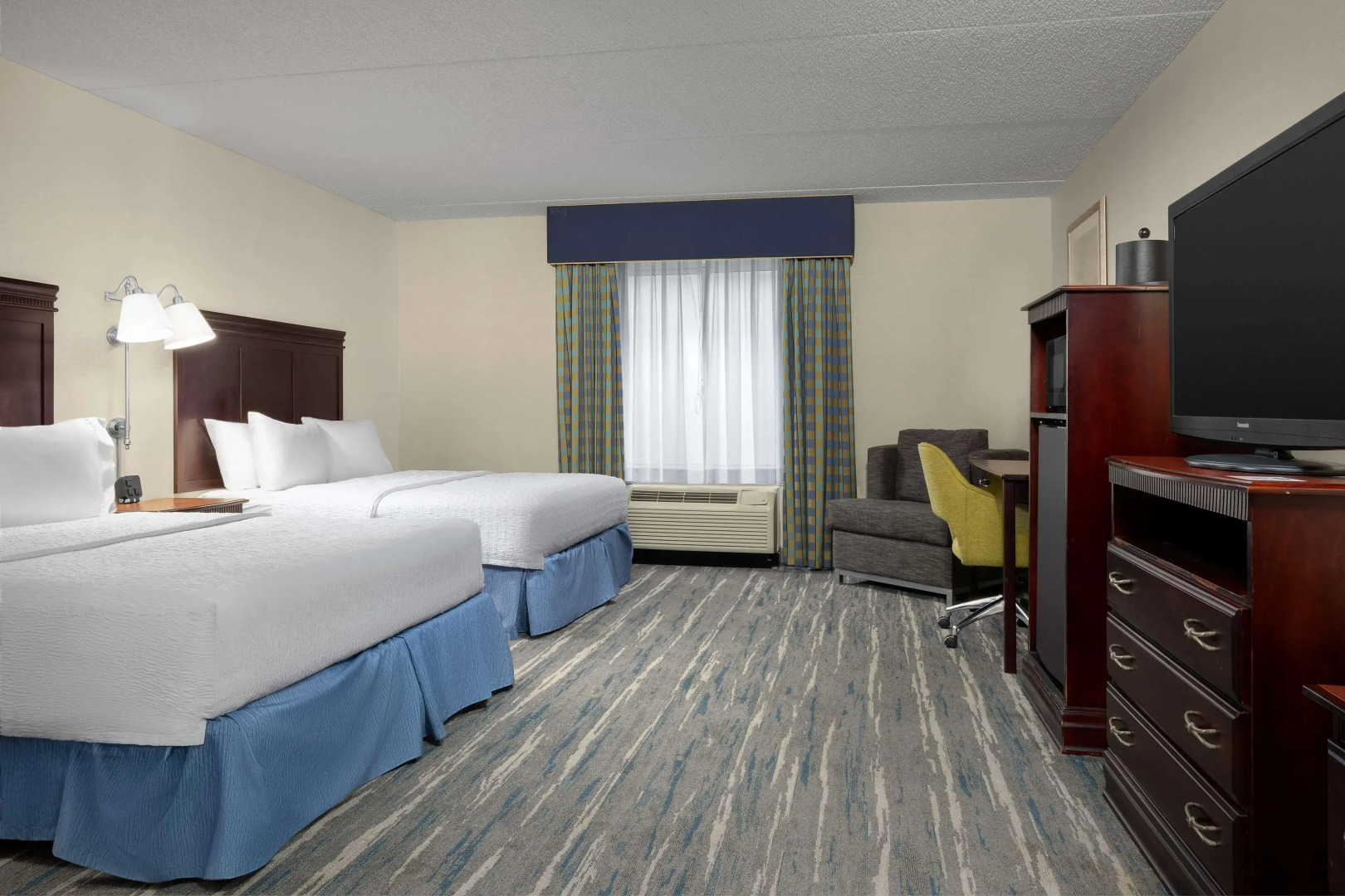 Hampton Inn Syracuse Clay