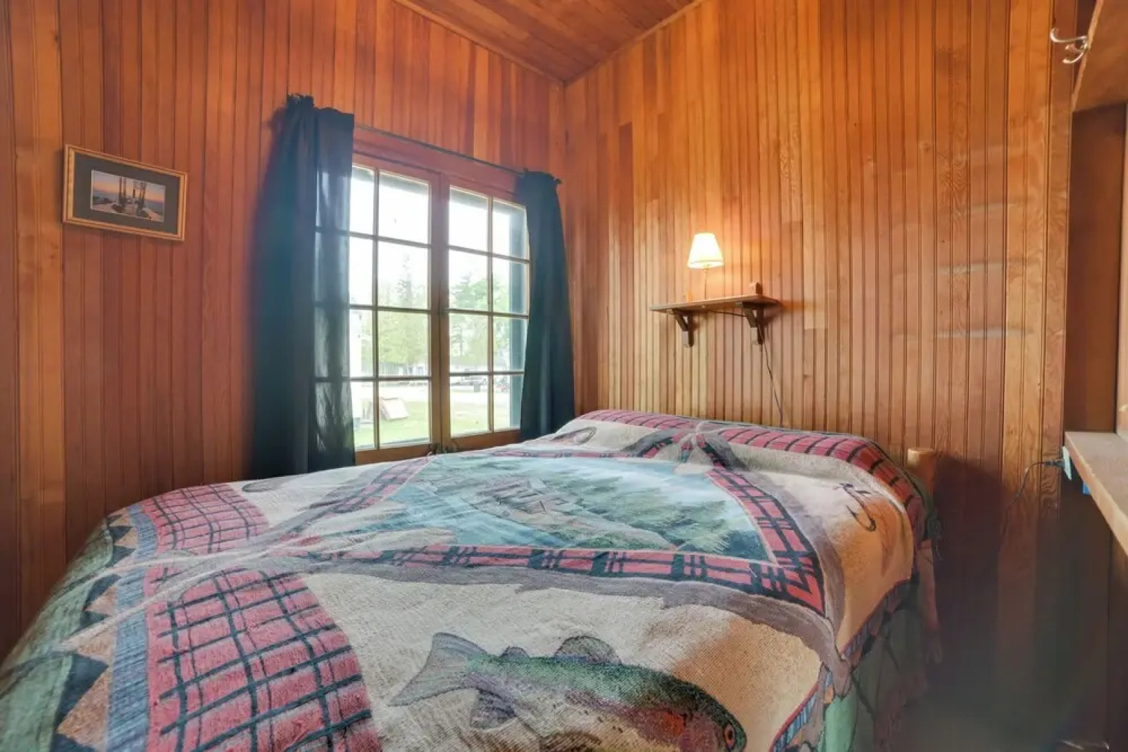 Les Cheneazu Island Hideaway w/ Community Perks!