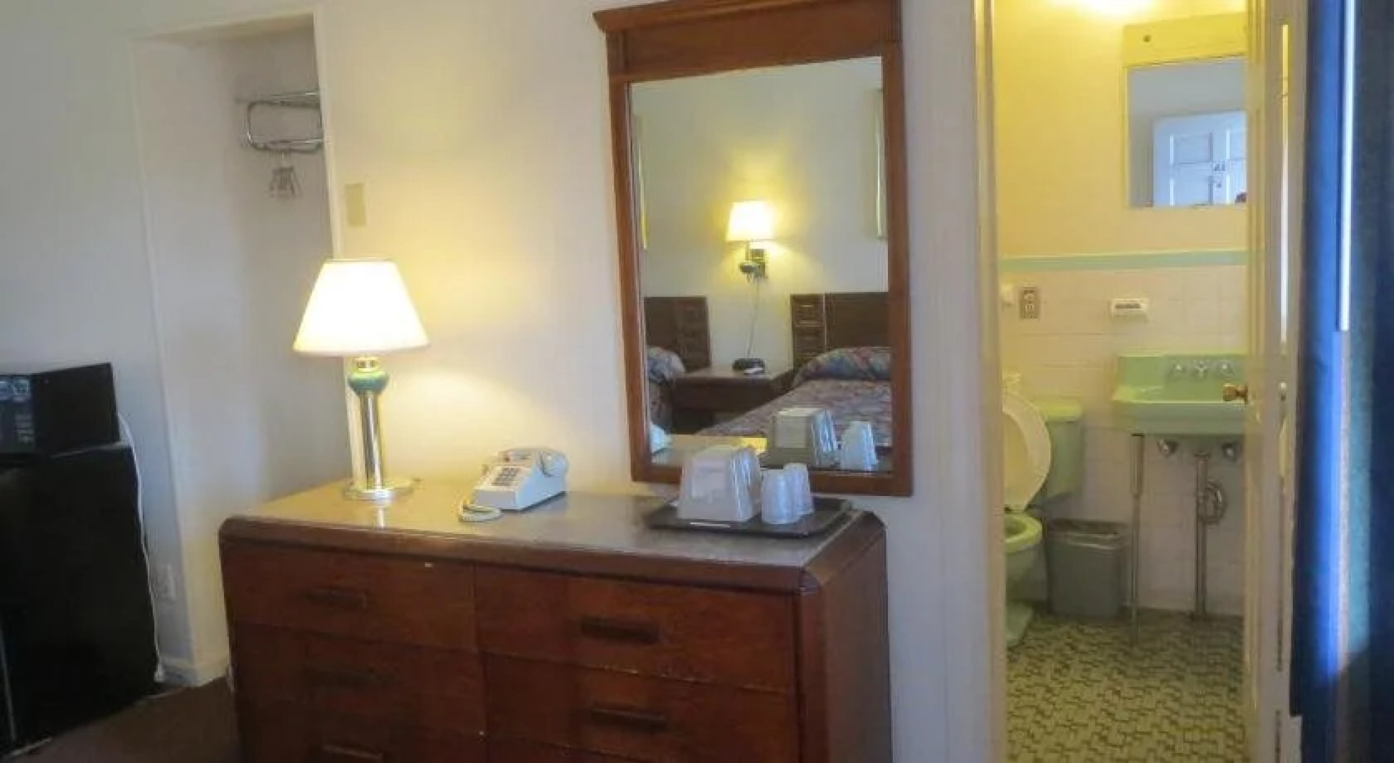 Southside Motel And Marina