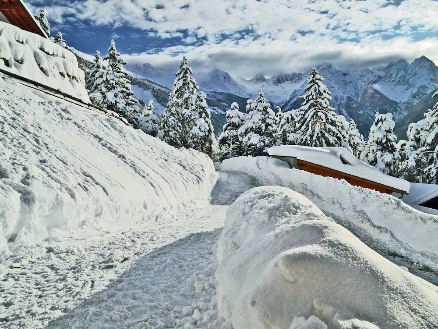 Apartment With Terrace, Ideal for Skiers