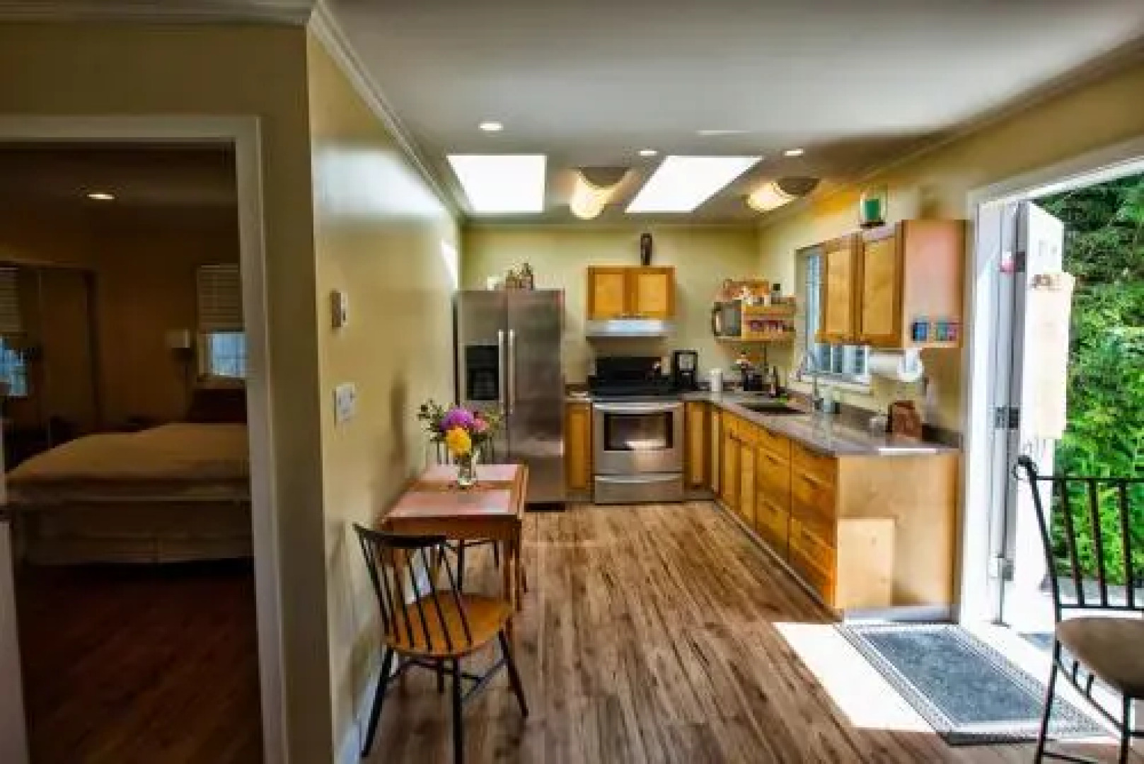 Red Roof Inn Cottage