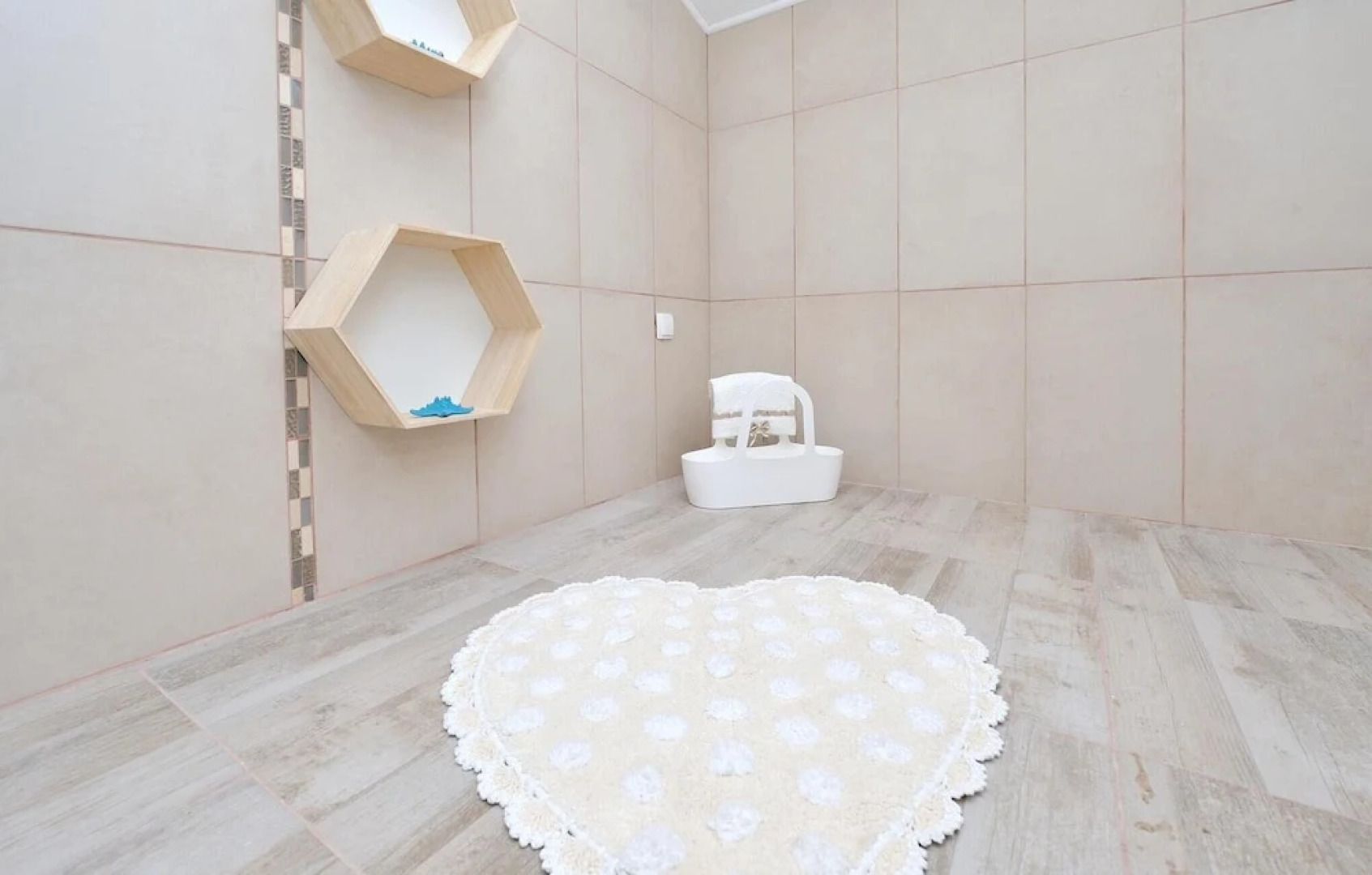 Beautiful Home in Sv Filip i Jakov With Wifi and 4 Bedrooms