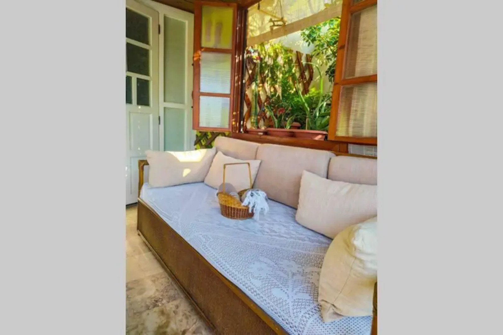 Sea View Roof Garden Apartment