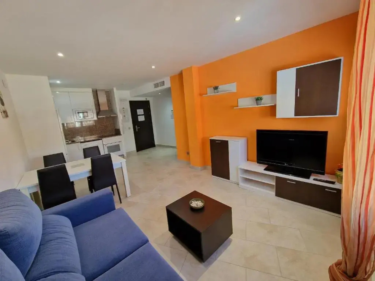 Aparthotel Cala Azul