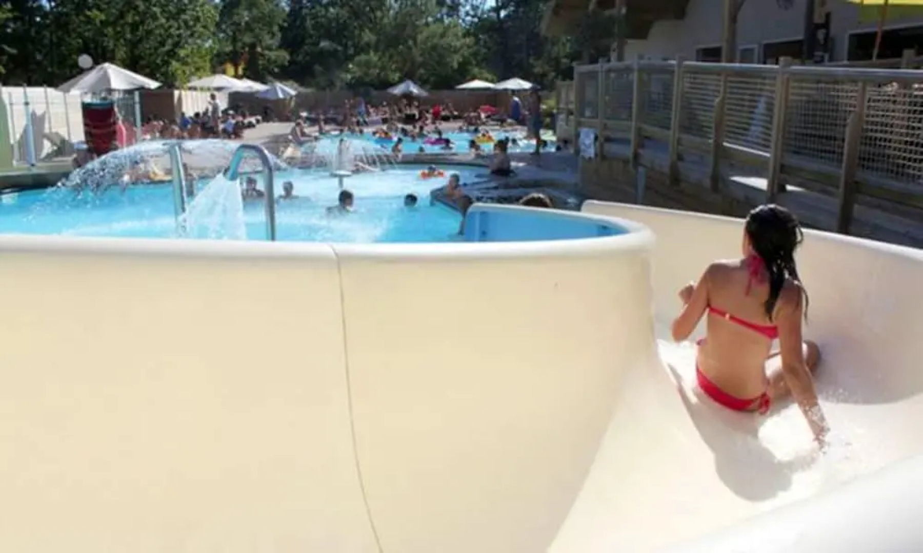 Bungalow With 2 Bedrooms in Soulac-sur-mer, With Pool Access and Furni