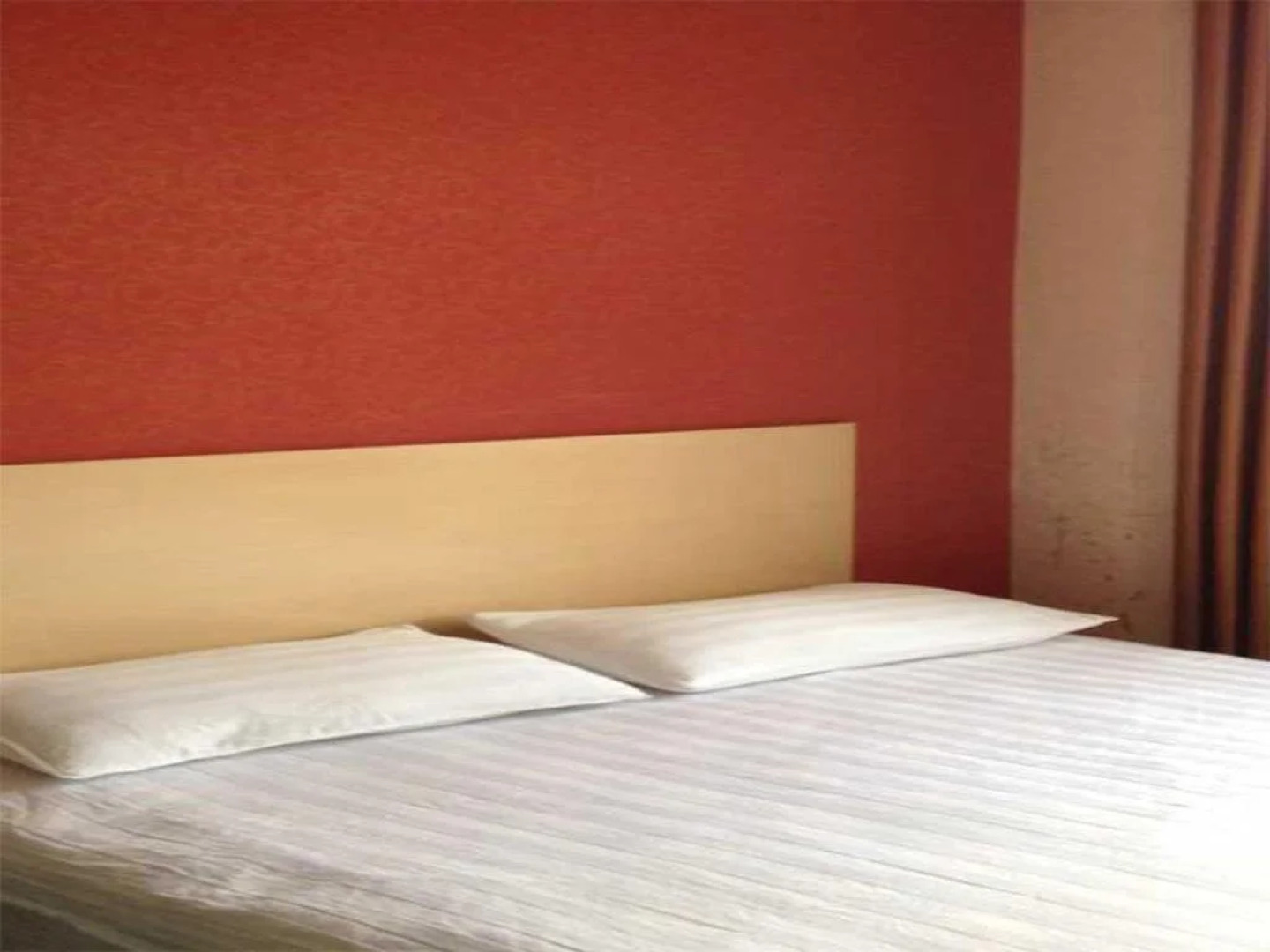 Lu'an Yijia Express Inn