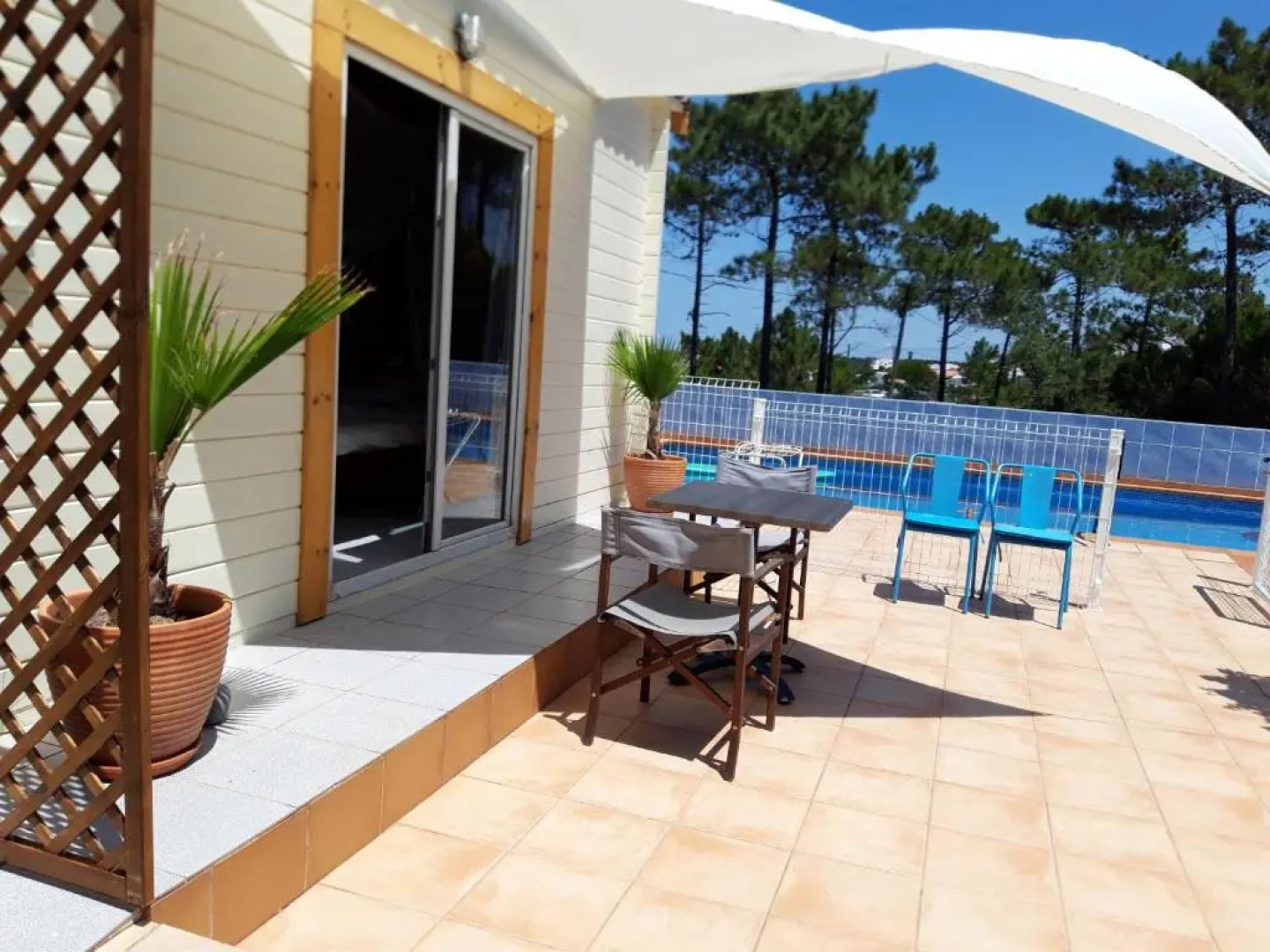 Ideal Summer cabin 1 km from arrifana beach