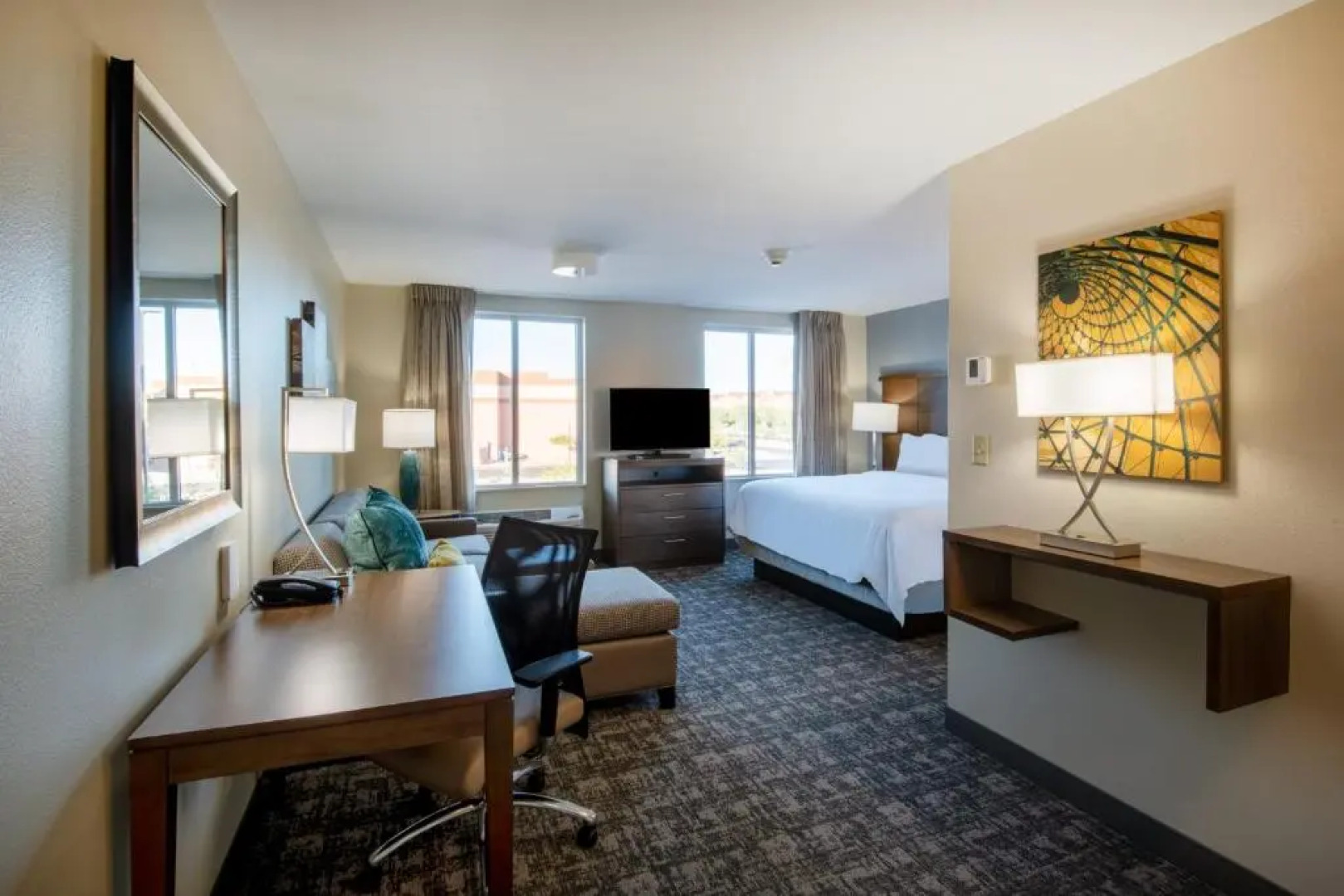 Staybridge Suites Scottsdale - Talking Stick by IHG