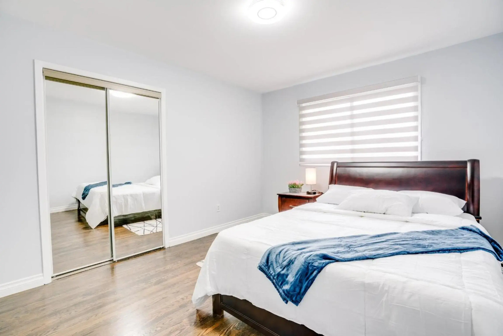 Tranquil & Cozy 30 min to Toronto ~ Backyard ~ Pkg