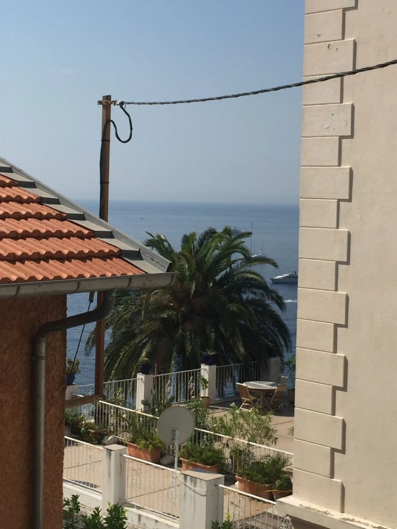 Monaco Suites