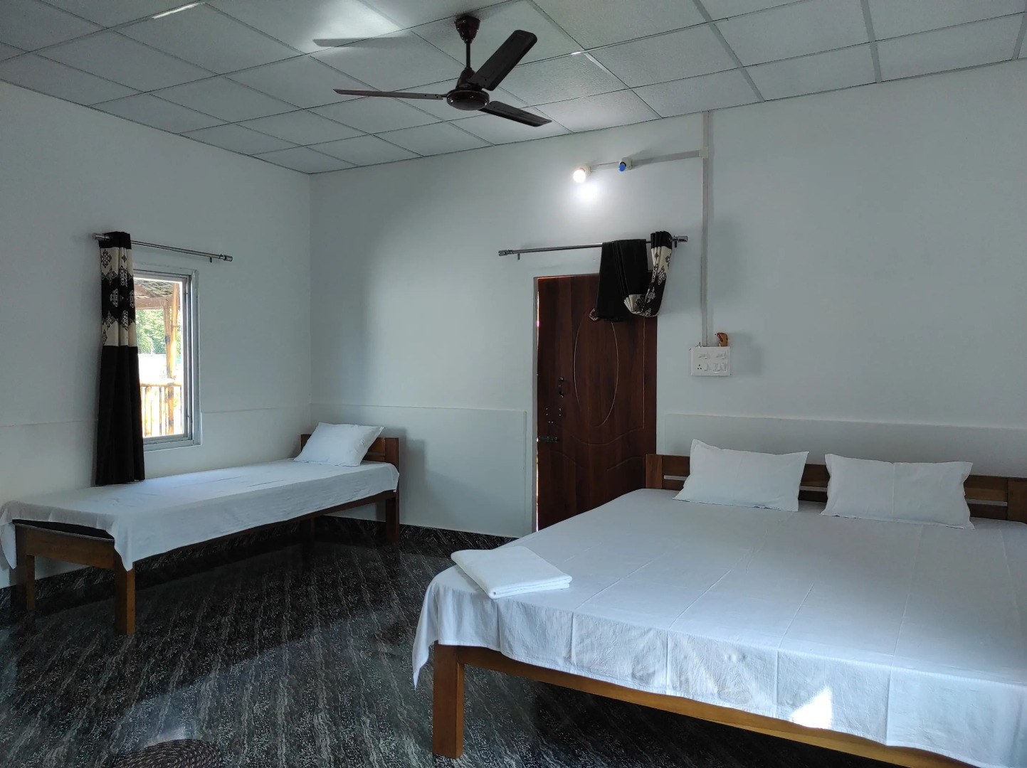 Homocation Falcon Jungle Resort