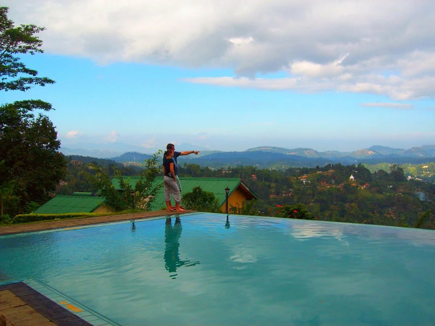 Randholee Resort & Spa