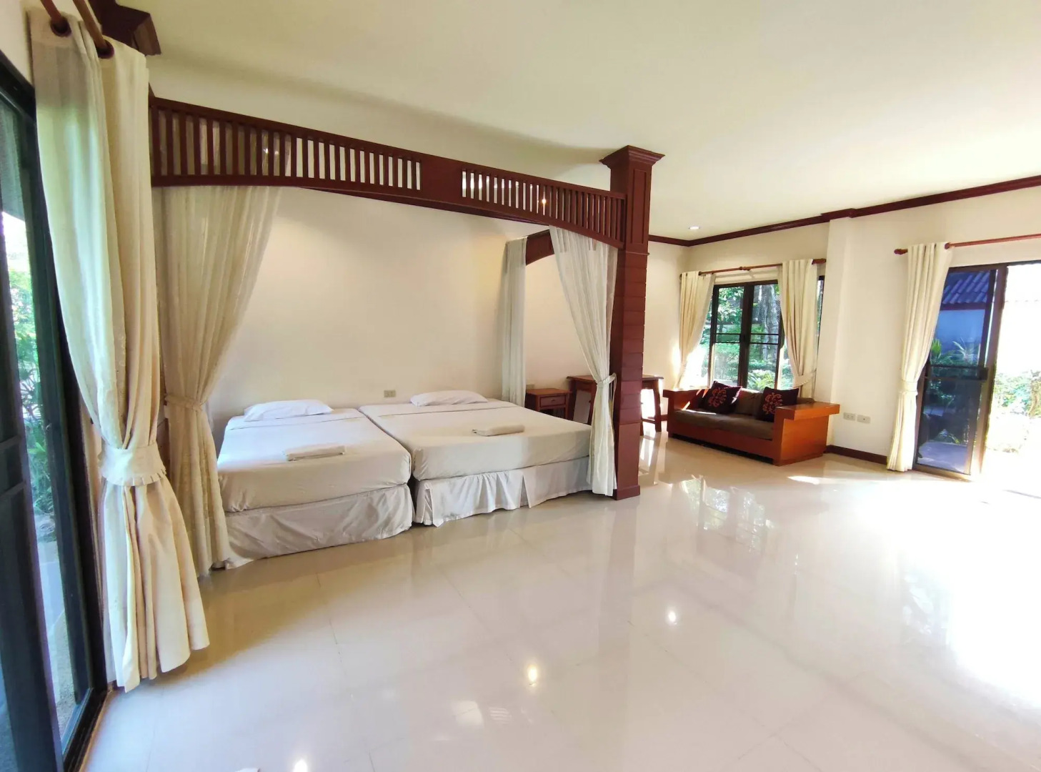 Thara Cholapruek Resort