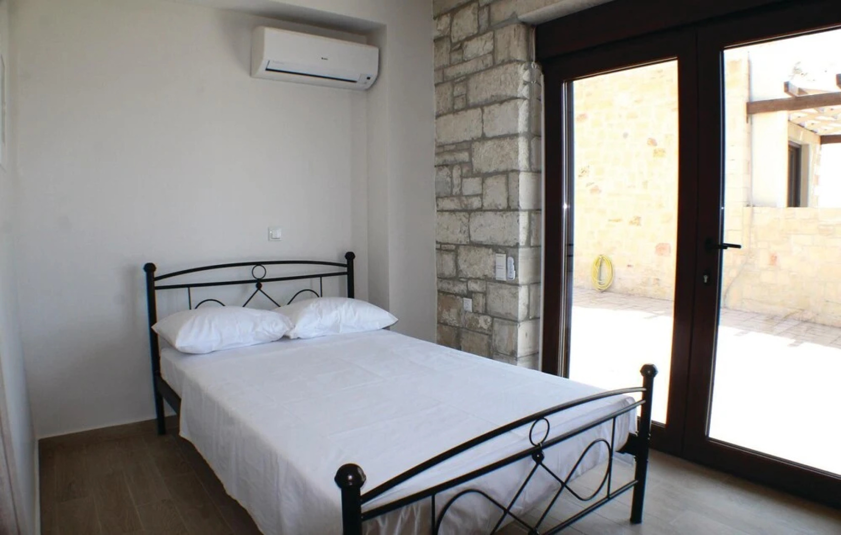 Stunning Home in Heraklion With Wifi and 3 Bedrooms