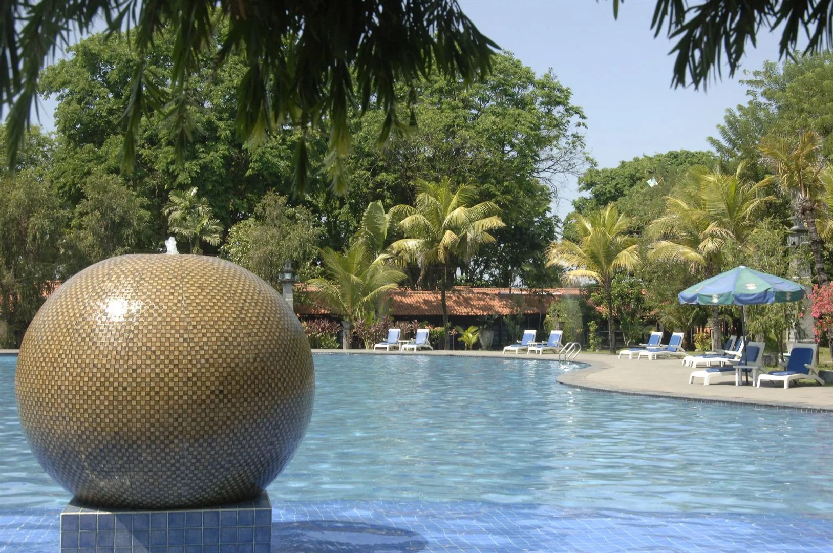 Singgasana Hotel Surabaya