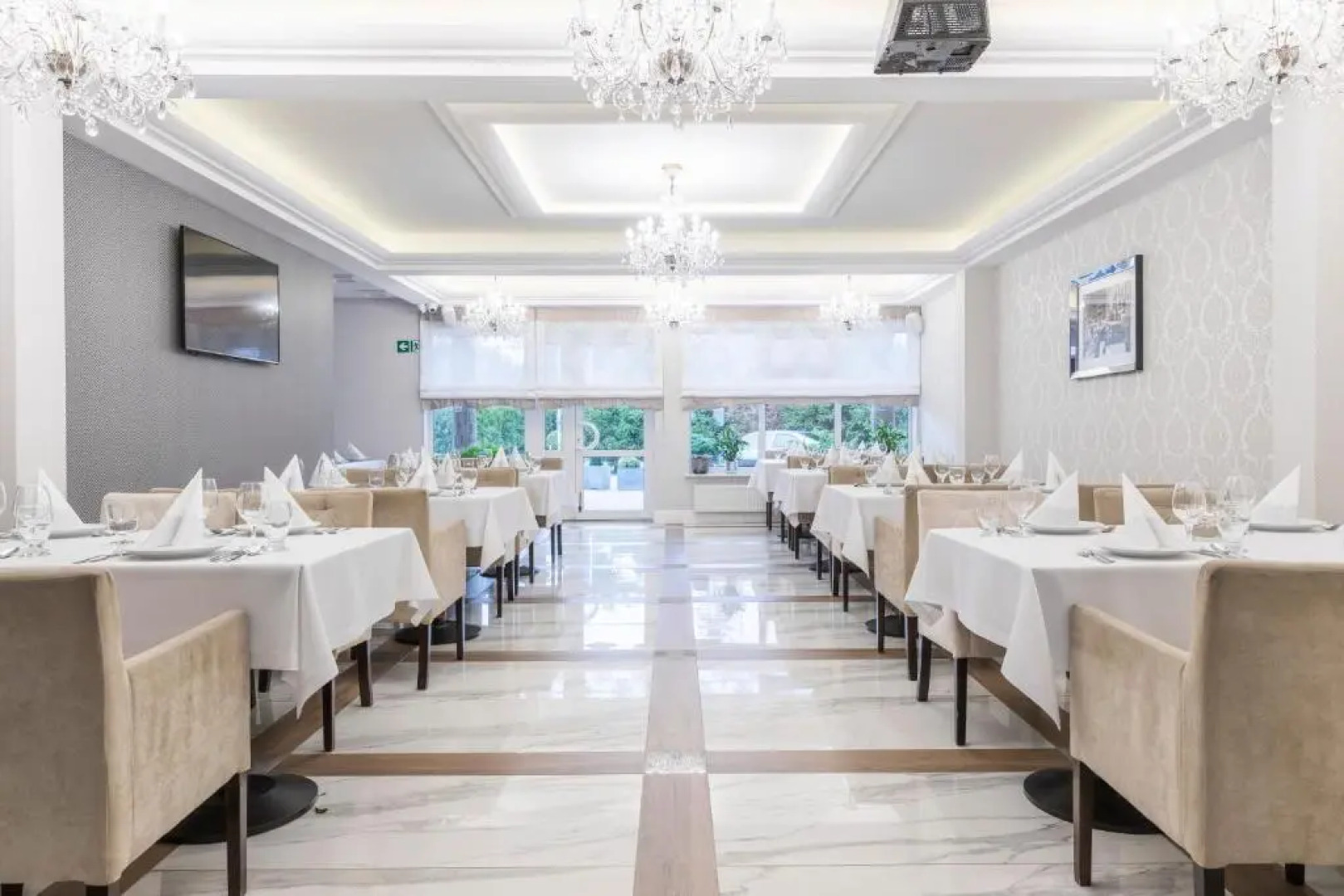 Bursztyn - Bernstein Apartments