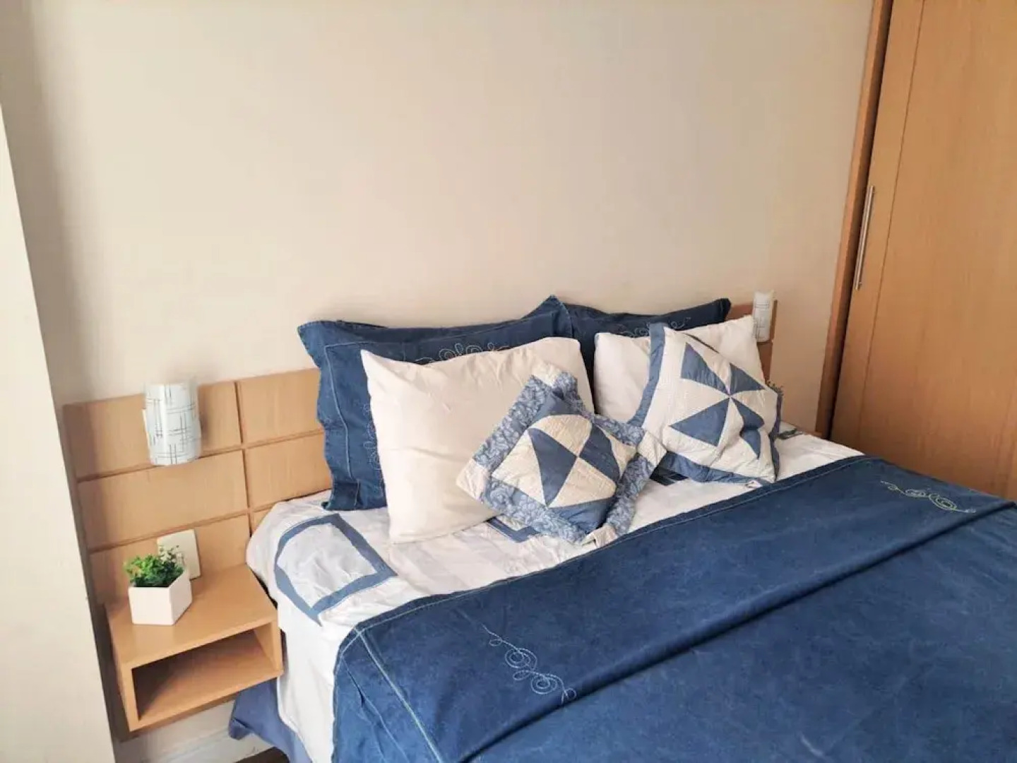 Get a Flat 1409 Mercury GRU