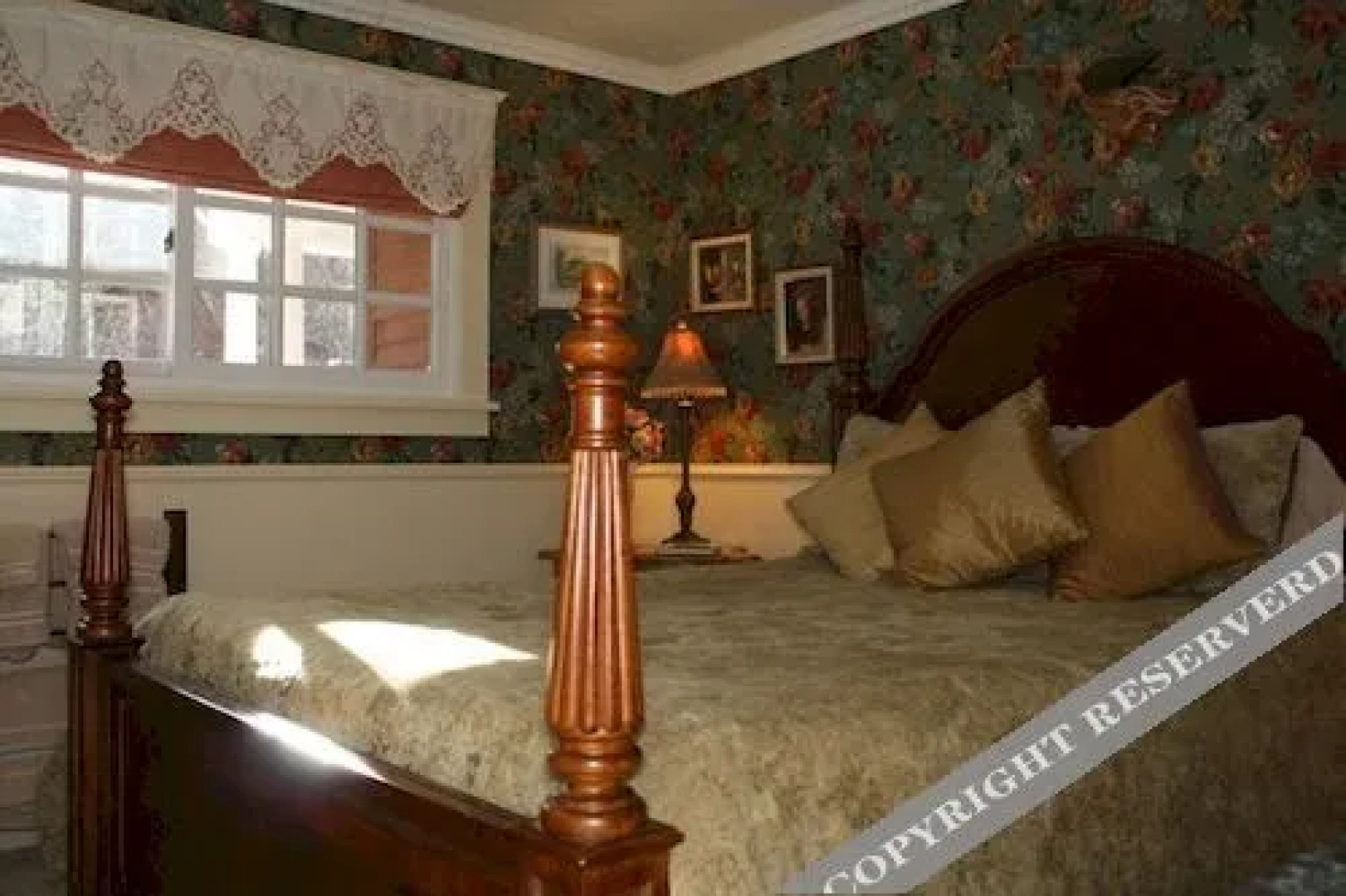 Secret Garden Bed & Breakfast