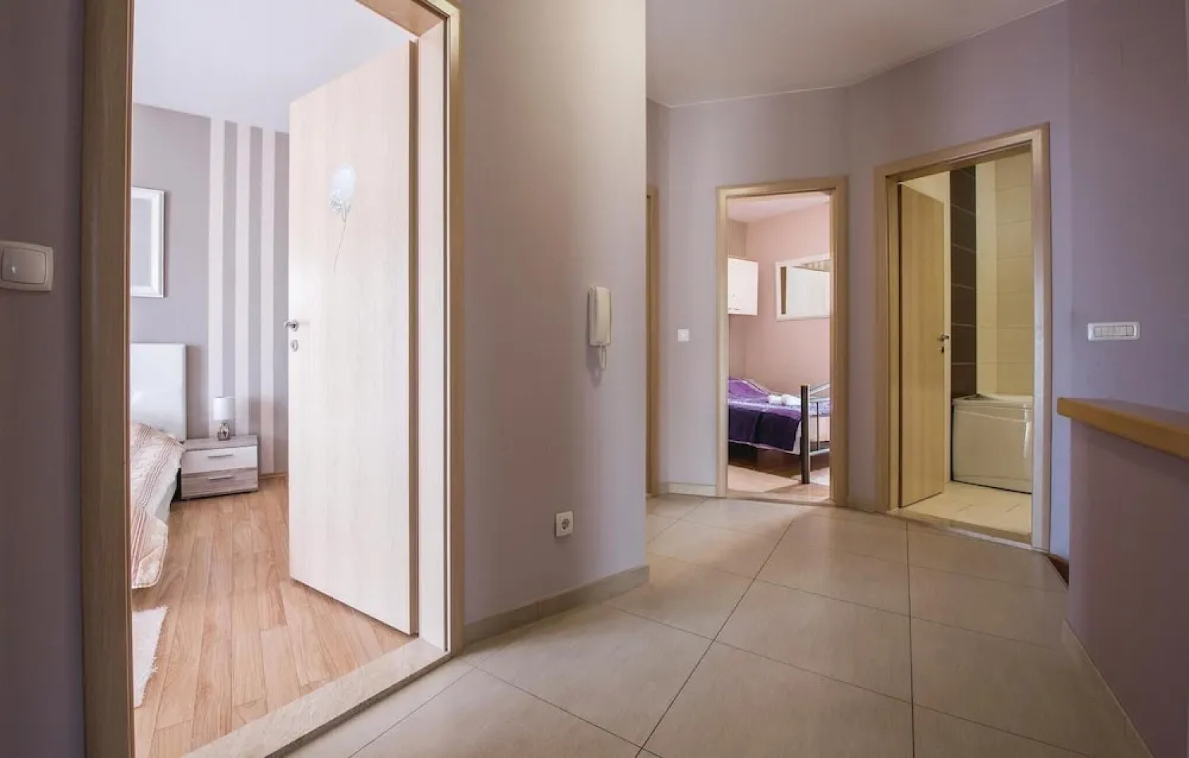 Awesome Home in Solin With Sauna, Wifi and 5 Bedrooms