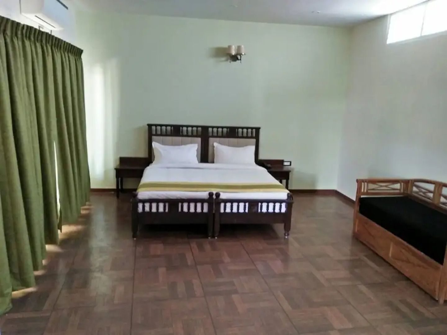 Shathayu Ayurveda Yoga Retreat