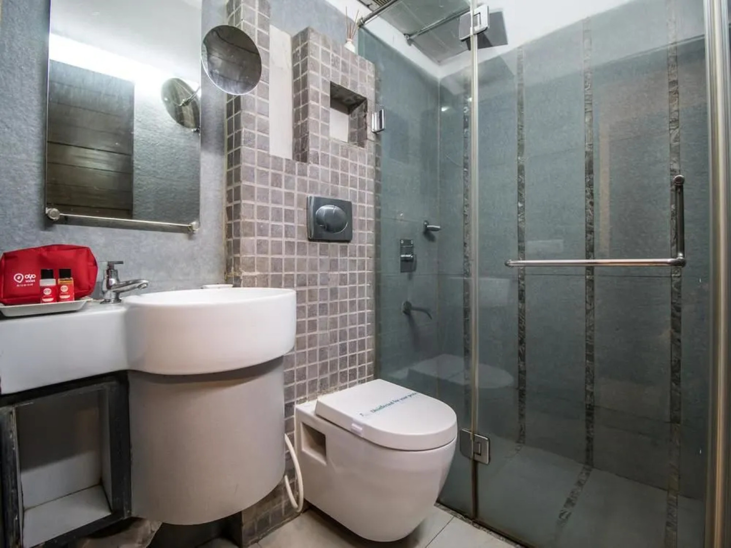 Palm Beach Hotel & Resort