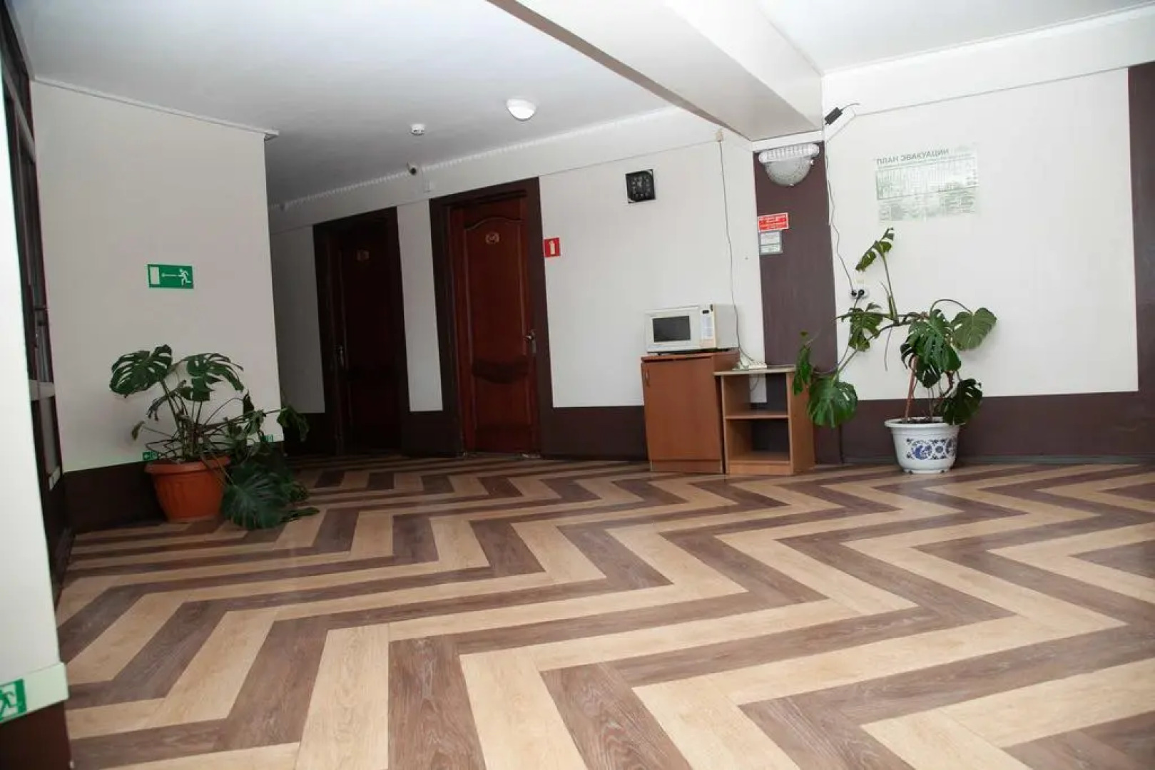 Отель Лотос