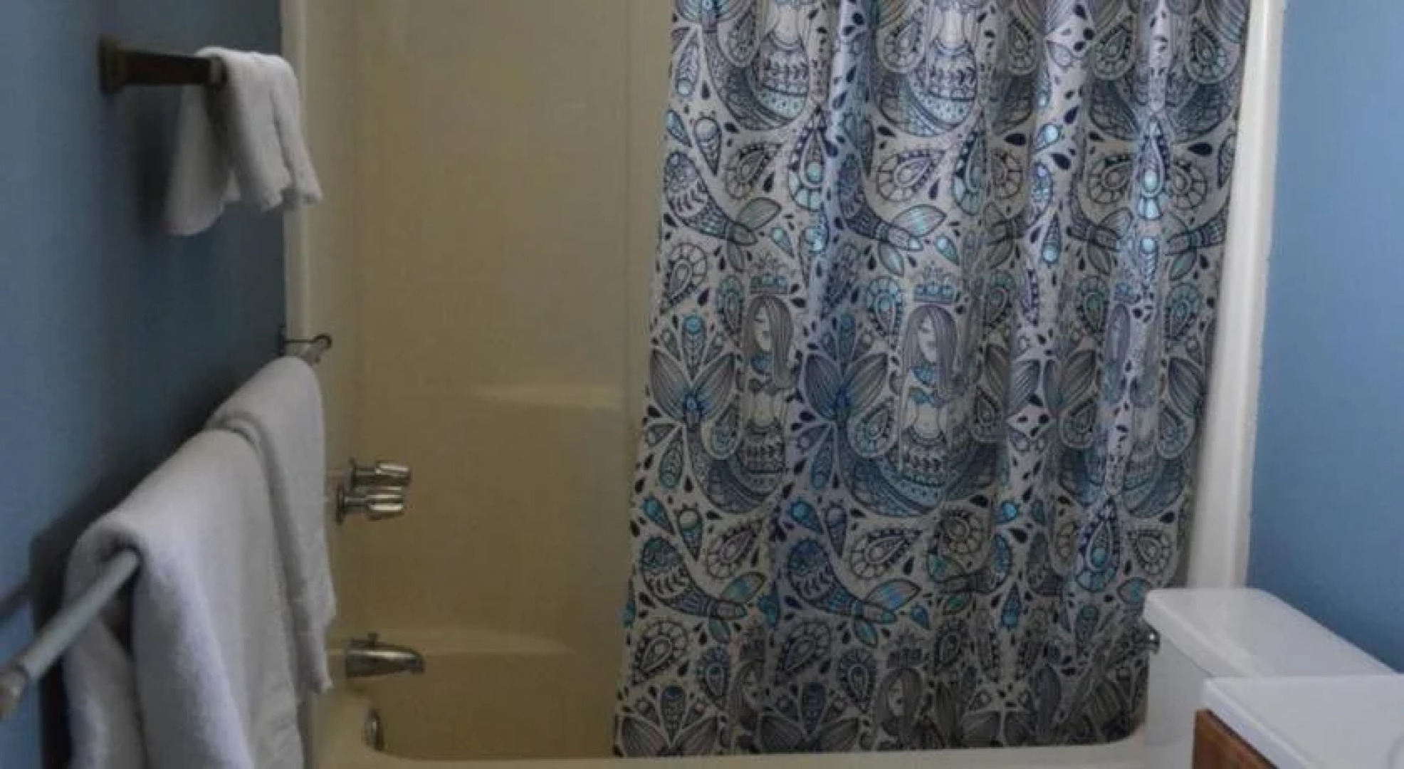 Mojave Trails Inn and Suites