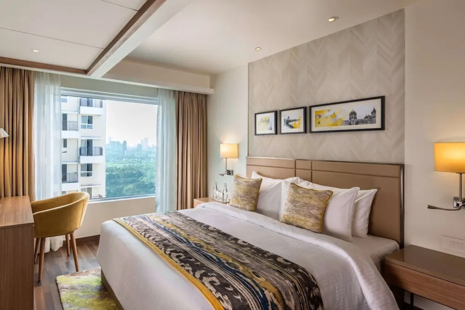 Royal Hometel Suites Dahisar Mumbai