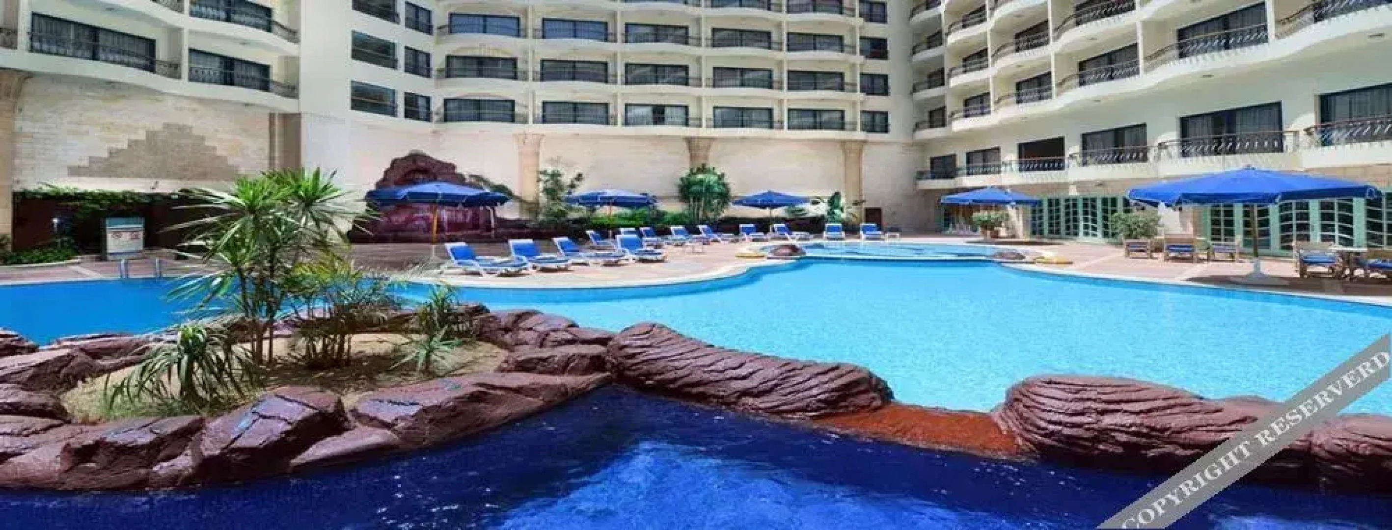 Golden Tulip Narmer Pyramids Hotel