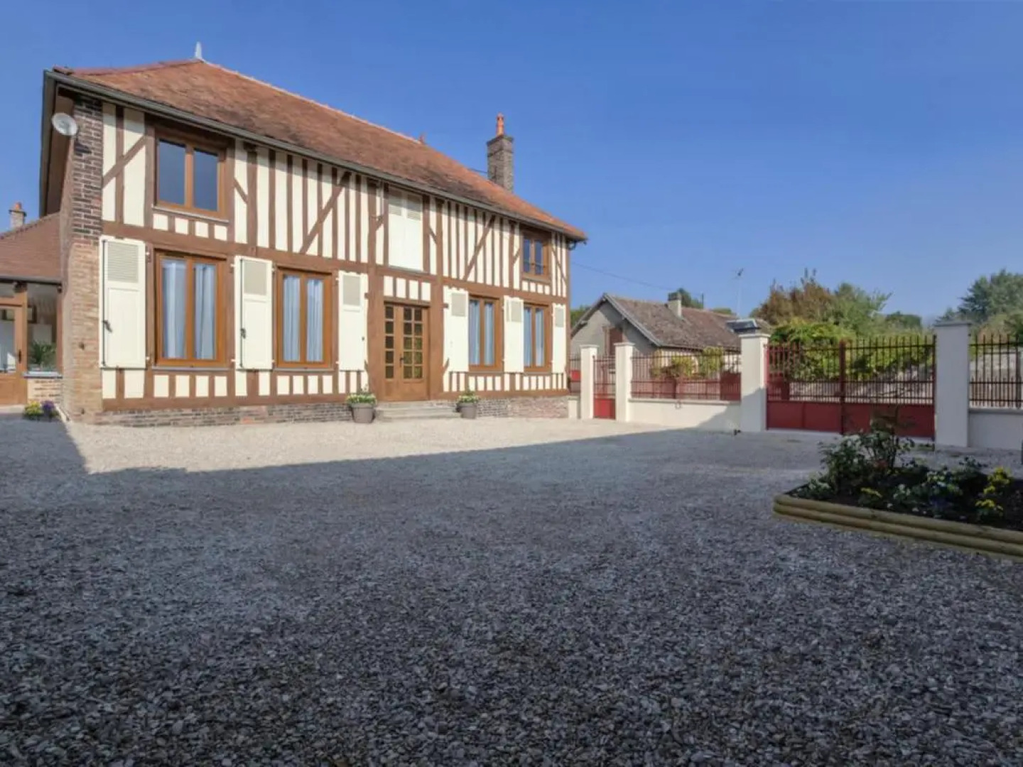 Gîte Pougy, 3 pièces, 5 personnes - FR-1-543-79