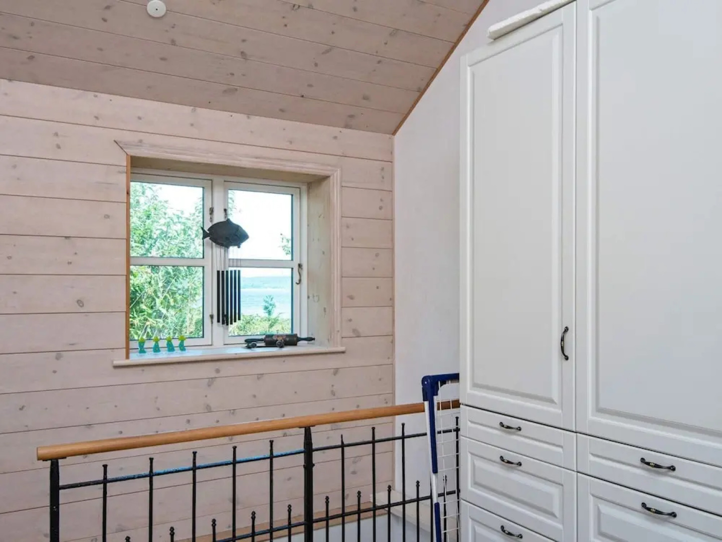 Panoramic Retreat by Water