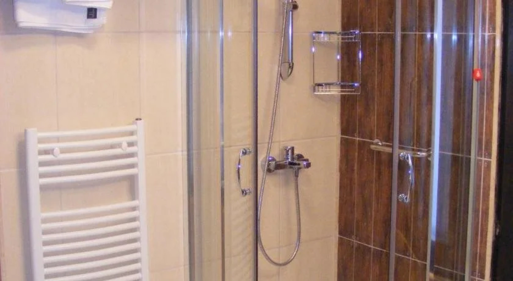 Hillden Lodge & Restaurant