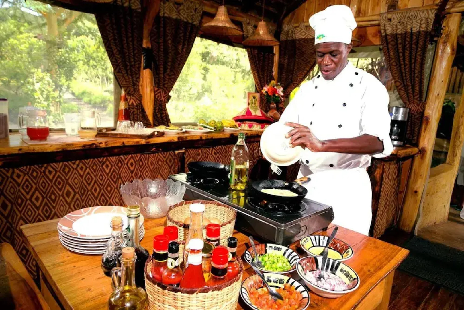 Rhino Watch safari Lodge