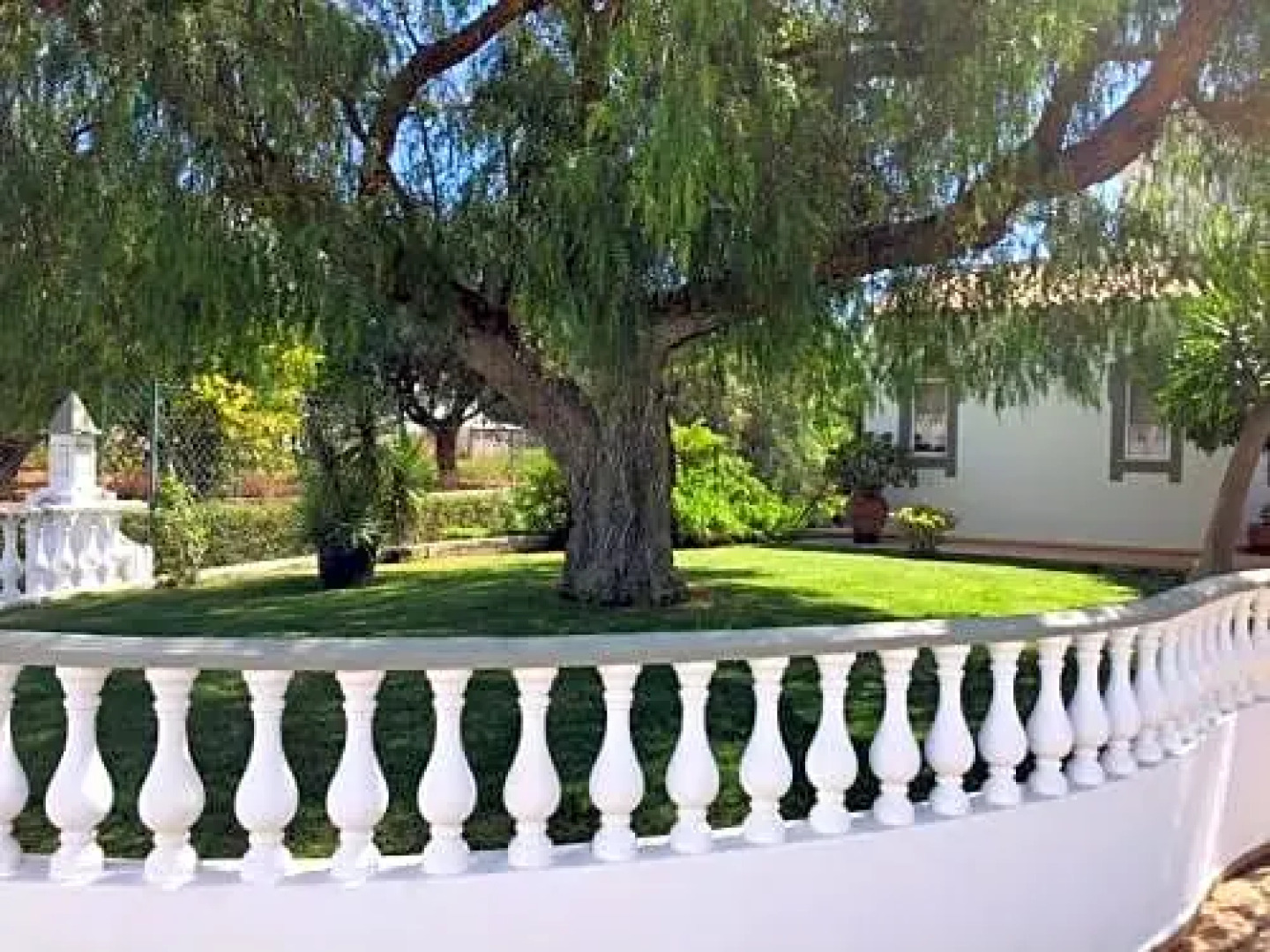 Casa Oléandro by Flo