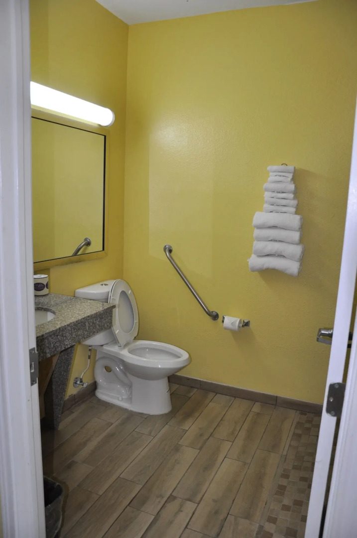 Plantation Suites & Conference Center