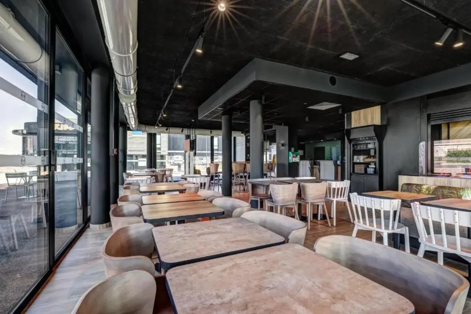 B&B HOTEL Evian Publier