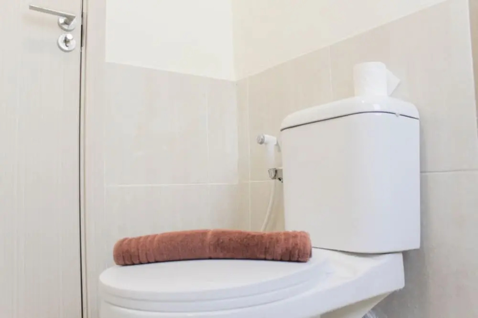 Homey And Enjoy 2Br Apartment At Meikarta