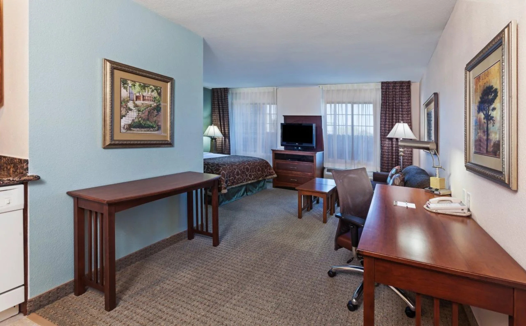 Staybridge Suites Northwest near Six Flags Fiesta