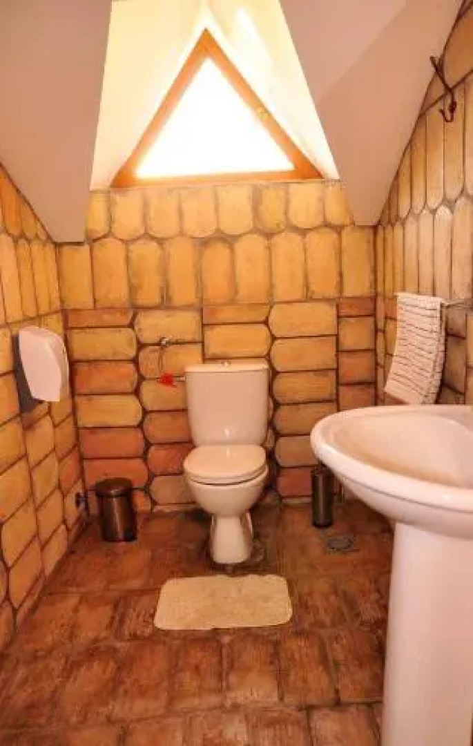 Roadside Restaurant & Caffe Bar