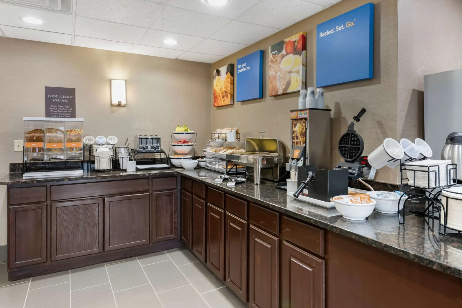 Comfort Inn & Suites Heath - Newark South