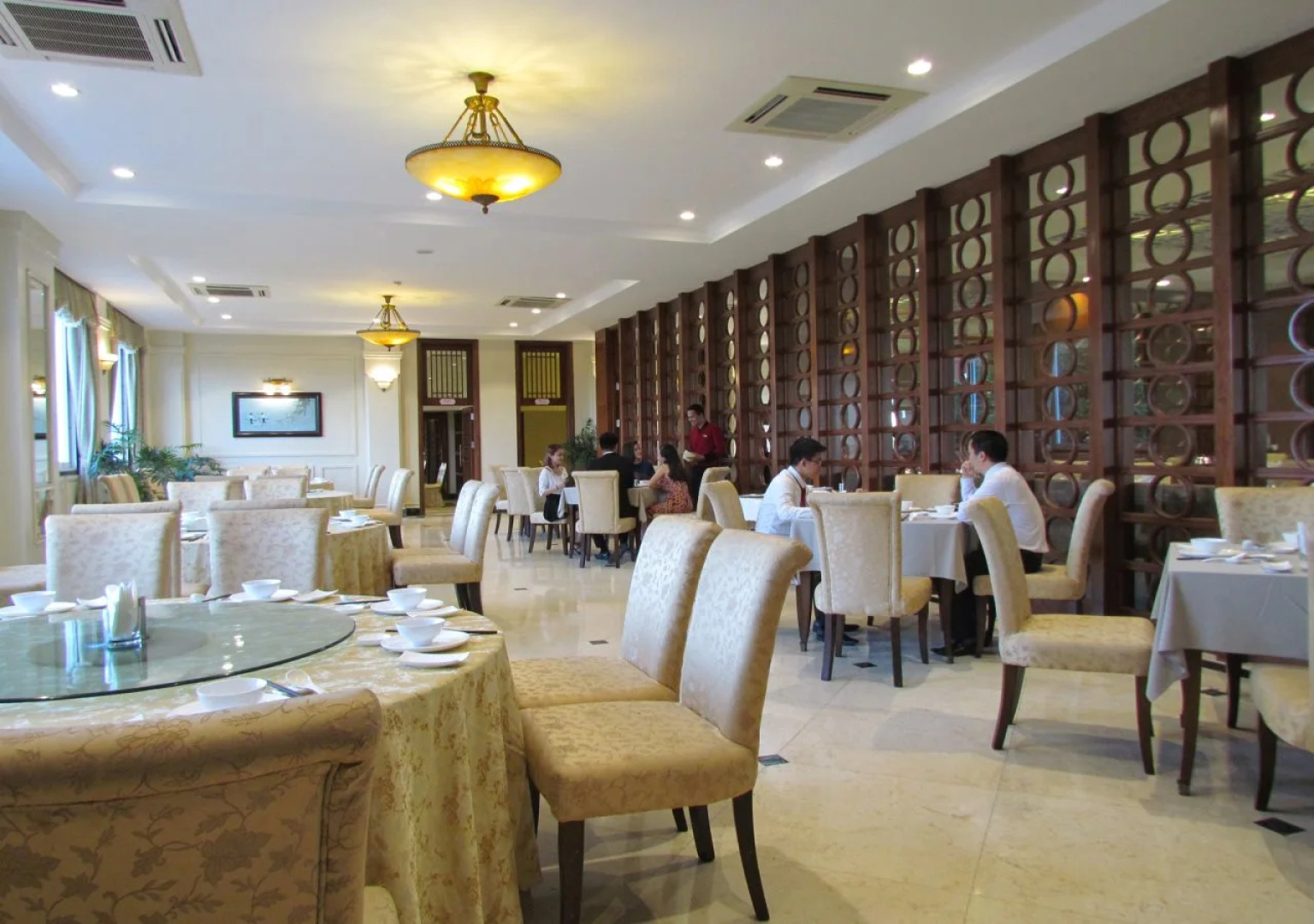 Pearl River Hotel & Apartment