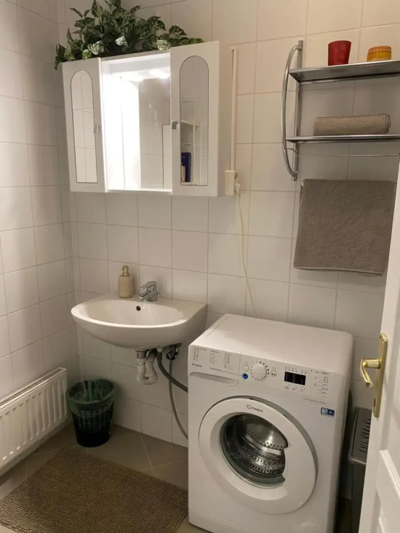 Viktria Vzparti Medencs Apartman