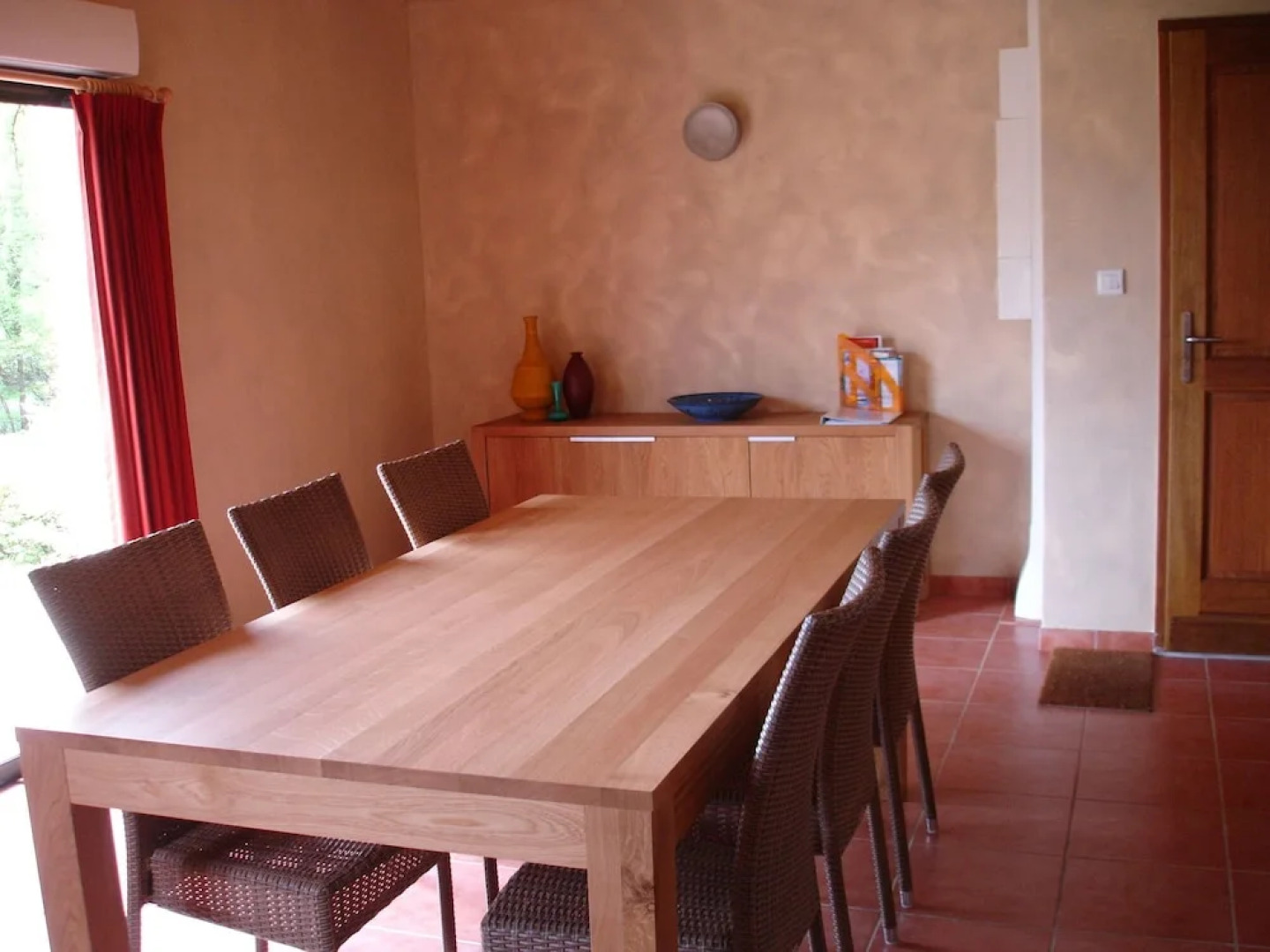 Well-kept, Detached Holiday Home With air Conditioning