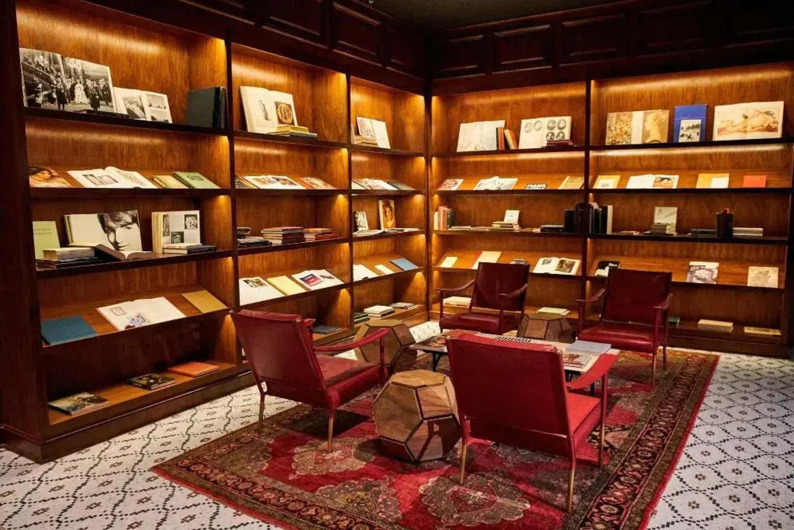 The Adolphus, Autograph Collection