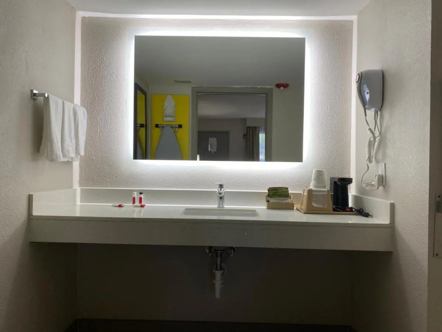 Days Inn by Wyndham Newnan